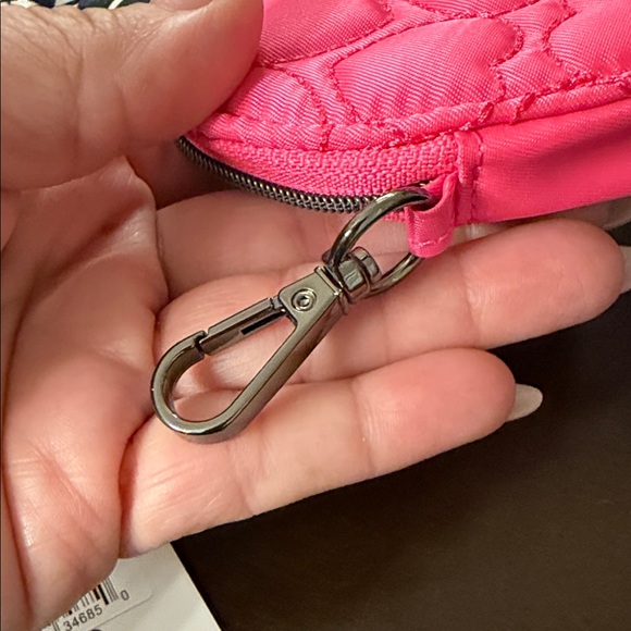 Set of two heart pouches Heart-Shaped Quilted Coin Pouches - Picture 5 of 6